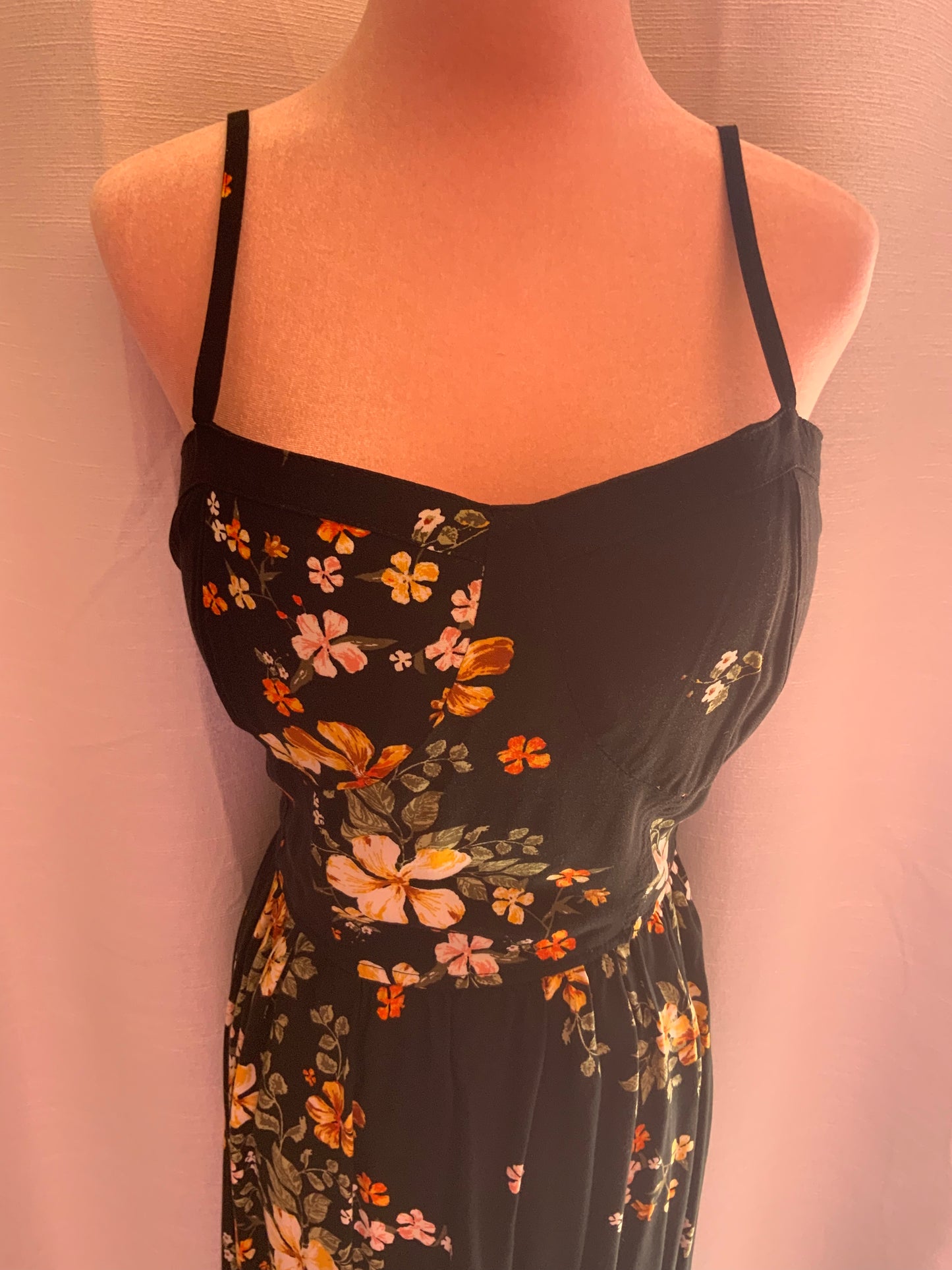 NO BOUNDARIES FLORAL SUMMER DRESS