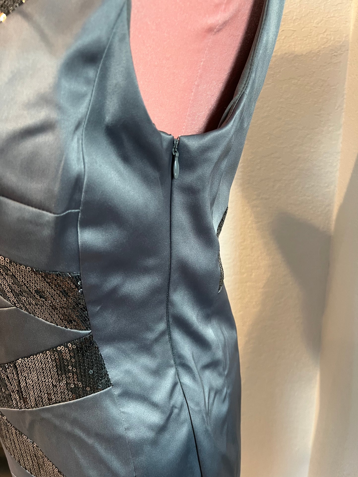 Signature By Sangria Gray Sequence Dress