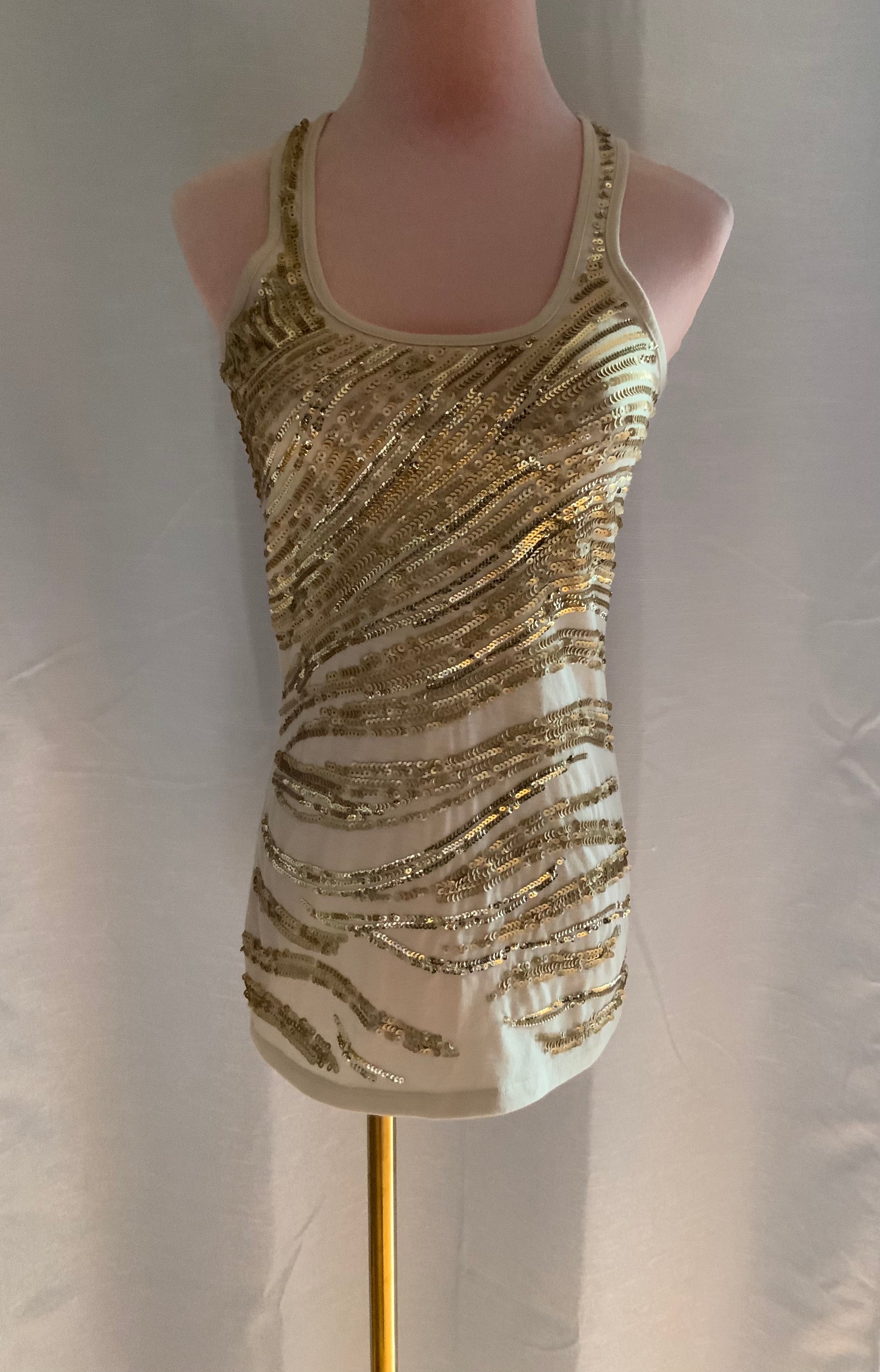 ARDEN B. GOLD SEQUENCE TOP – MEZZ CLOSET