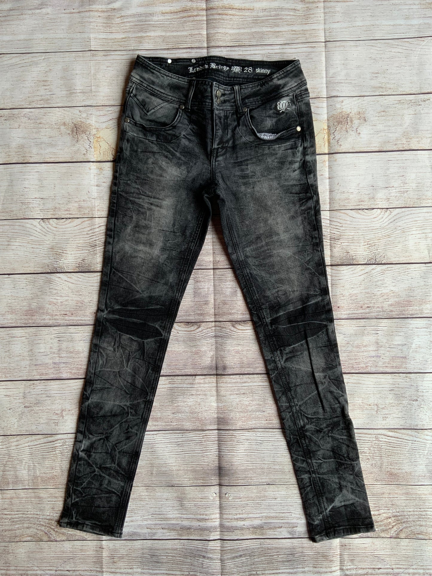 Preowned London Bridge Black Wash Skinny Jeans
