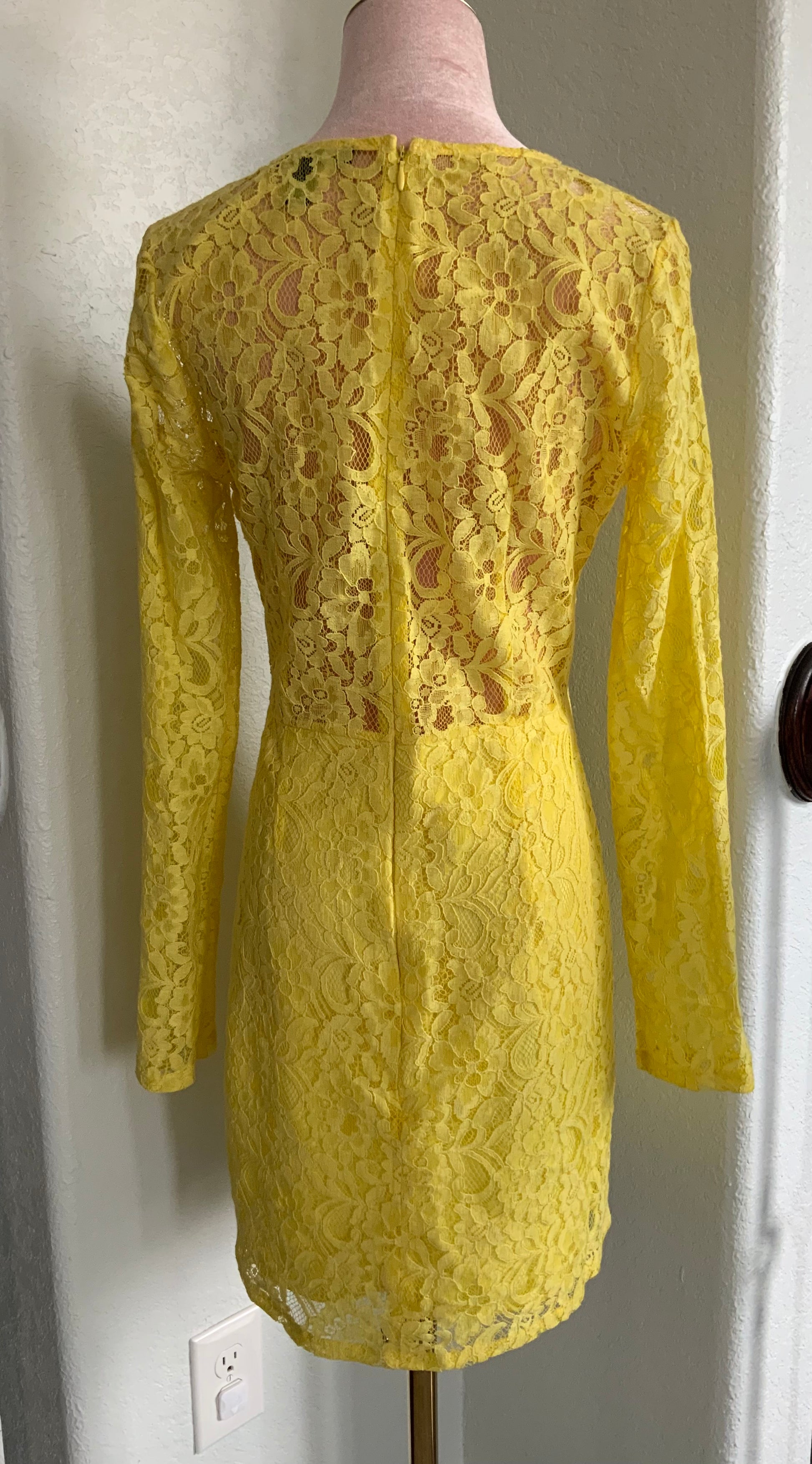 yellow maxi dress forever 21 Forever 21 Chiffon Sheer Maxi Dress Sz 1x Floral Sz Black Yellow Tulip Hem